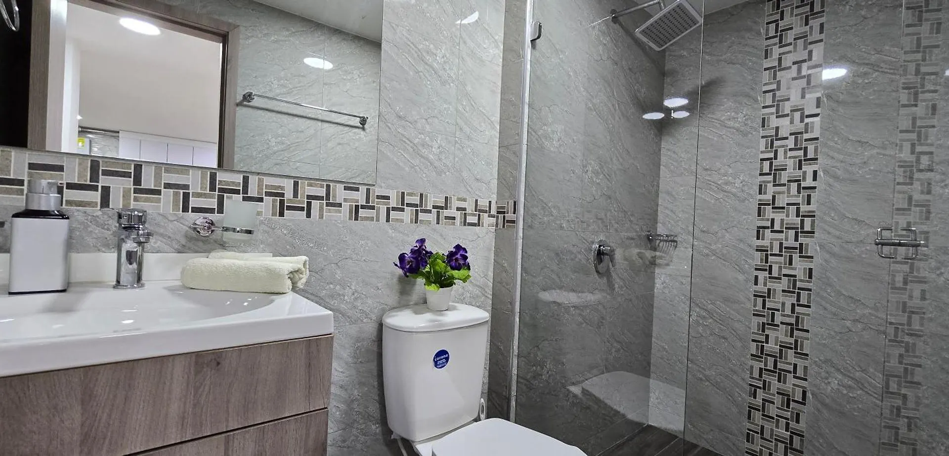 בוגוטה City Life Apartments 0*,